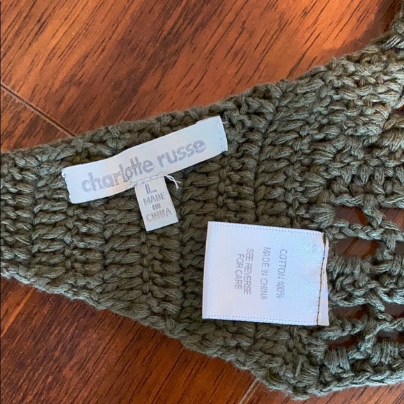 🥶 3 for $20!! 🥶 Embroidered Halter - Picture 4 of 4